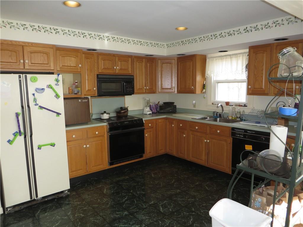 10 Waumbek Road Cape Elizabeth, ME 04107 - Photo 11 of 29 Photo