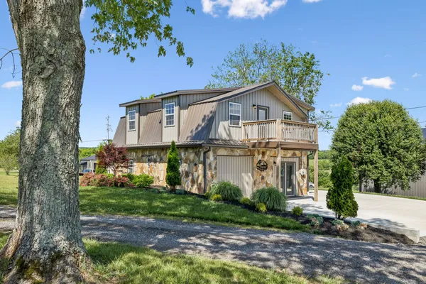 $539,000 | 124 Hickman Creek Road South, Hickman, TN 38567