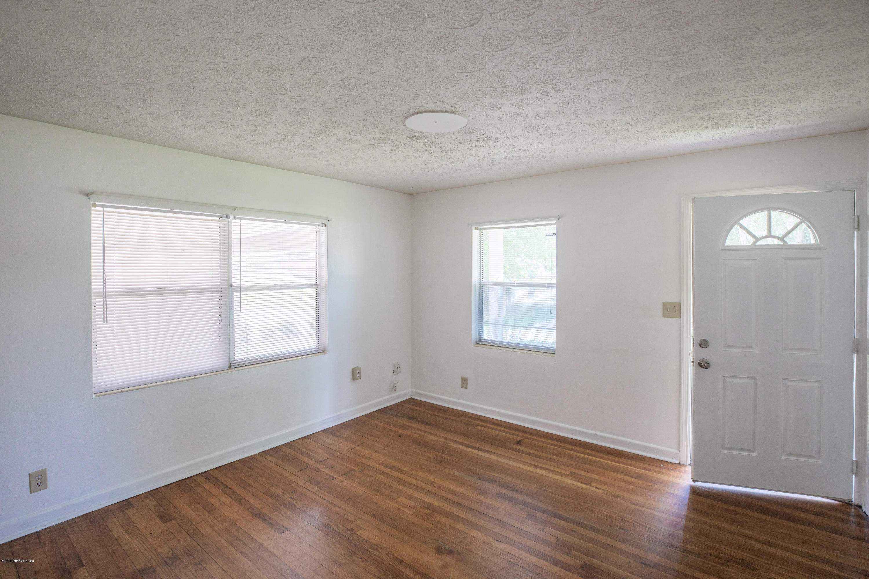 8242 Lone Star Road Jacksonville, FL 32211 - Photo 6 of 20 LoneStar-7