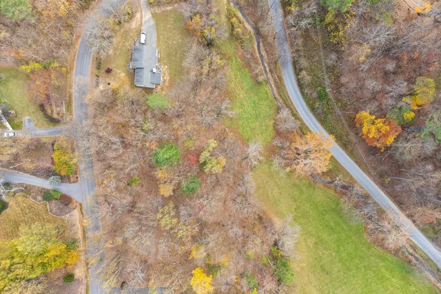 a picture of mountains