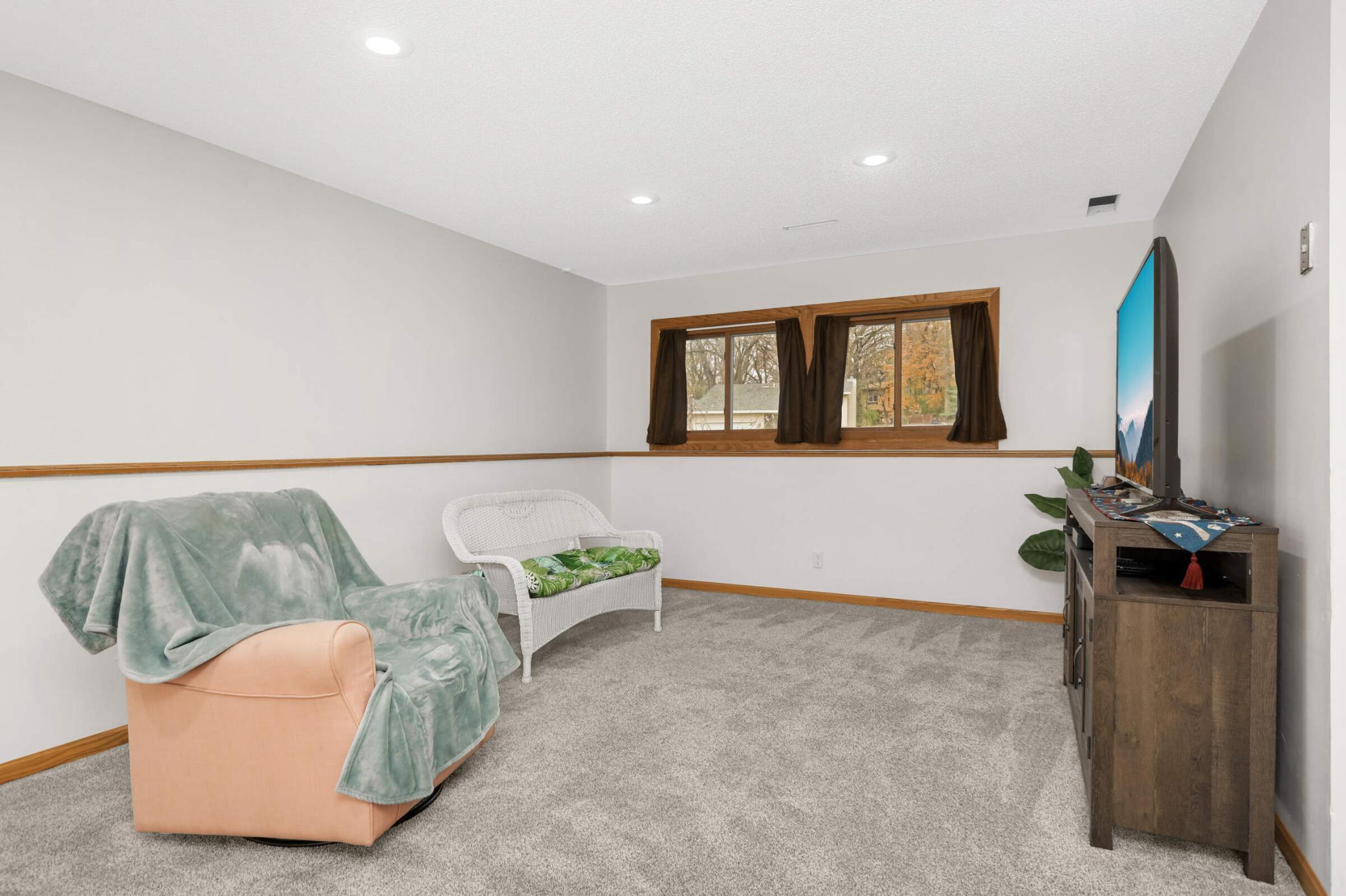 13360 Wellington Circle Champlin, MN 55316 - Photo 20 of 29