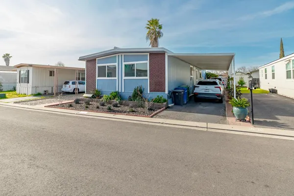 $99,900 | 2621 Prescott Road, Unit 242, Modesto, CA 95350