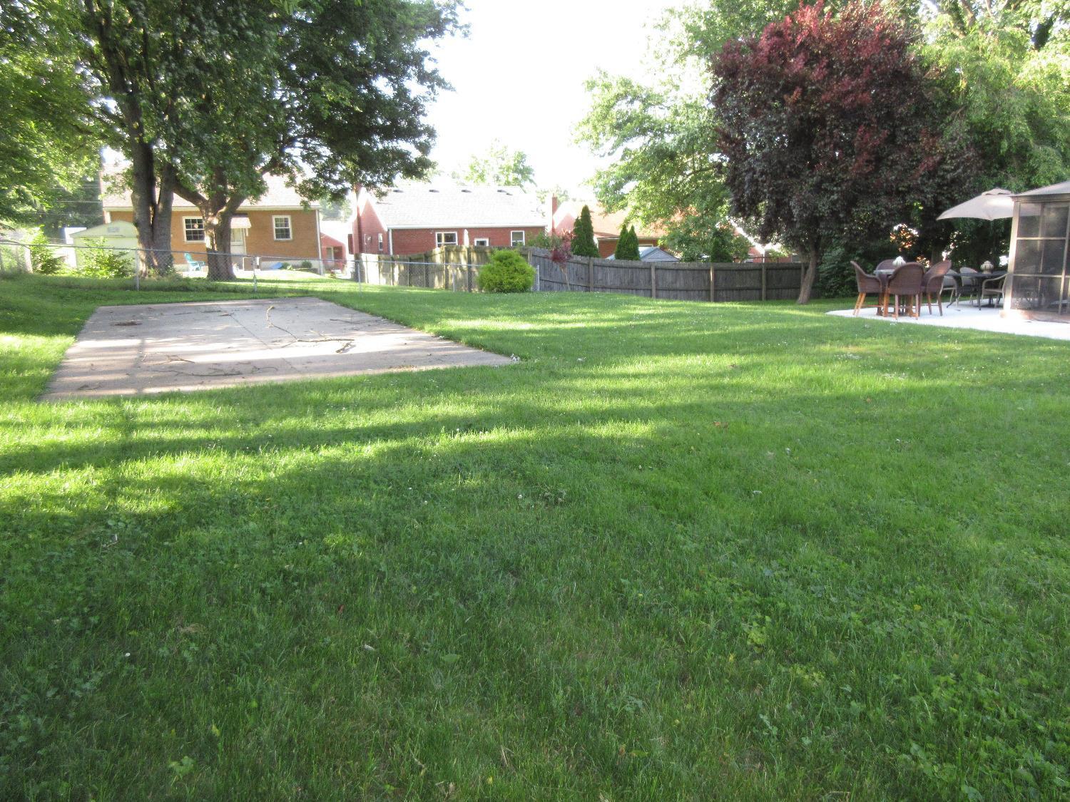 5866 Lawrence Road Cincinnati, OH 45248 - Photo 44 of 47