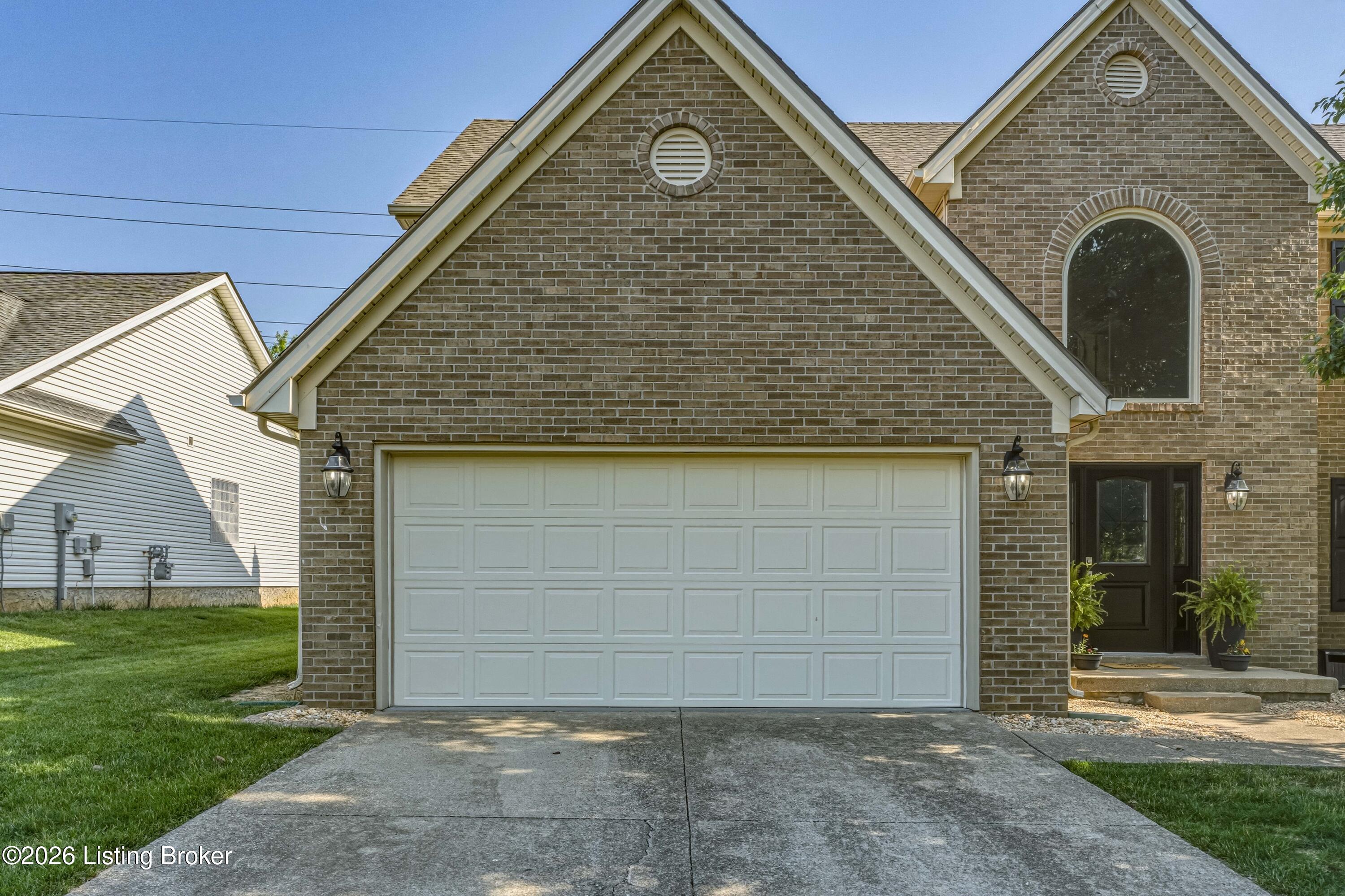 8305 Adams Run Road Louisville, KY 40228 - Photo 3 of 48 DSC04638