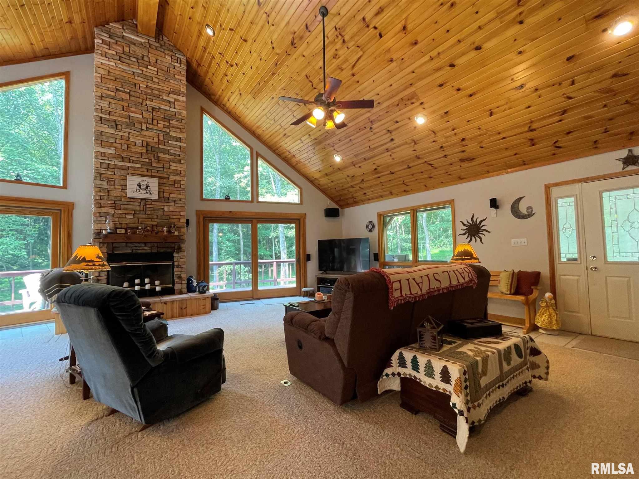 624 Crabtree Road Murphysboro, IL 62966 - Photo 4 of 47 Gallery Image 4
