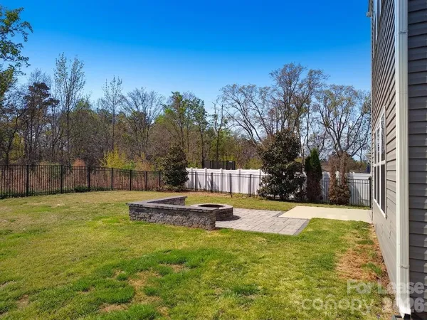 $1,950 | 8931 Rockrose Way, Charlotte, NC 28214