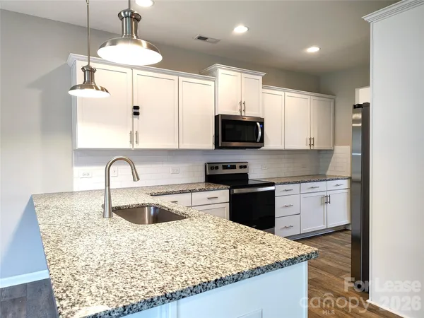 $1,950 | 8931 Rockrose Way, Charlotte, NC 28214