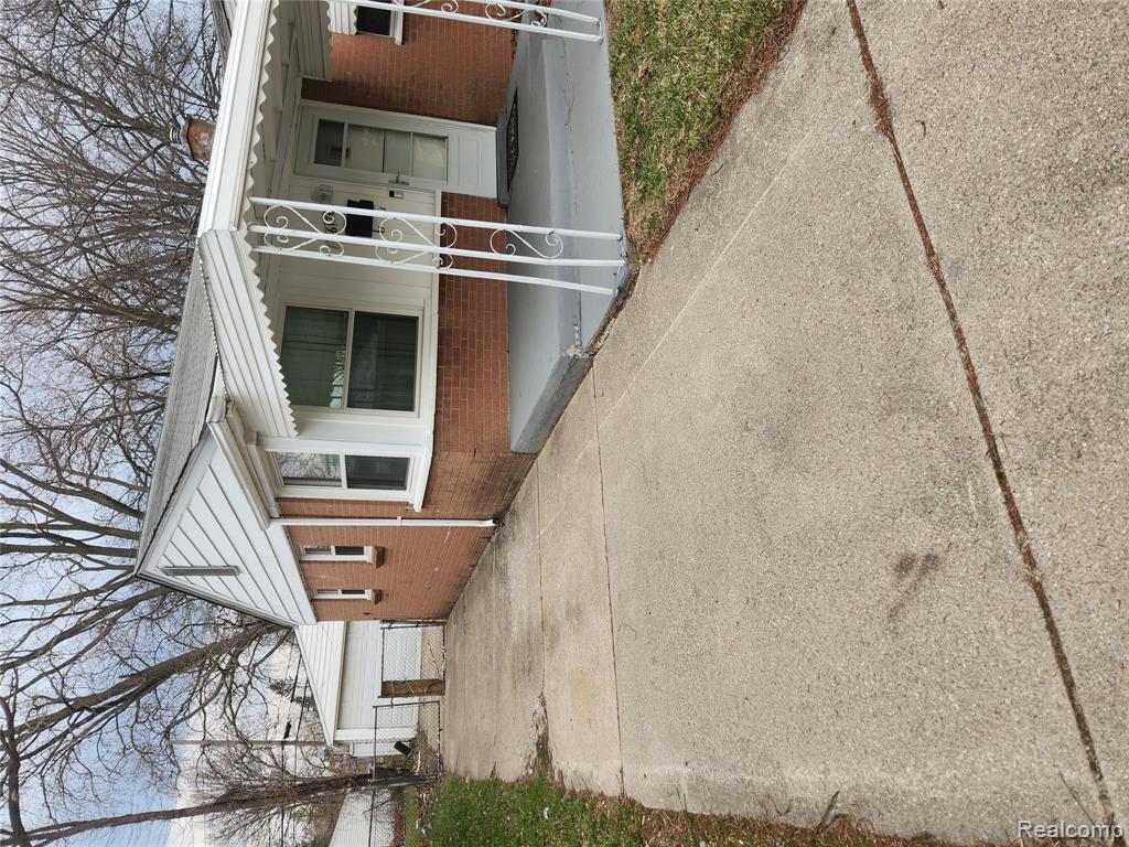 26176 Andover Street Inkster, MI 48141 - Photo 2 of 11