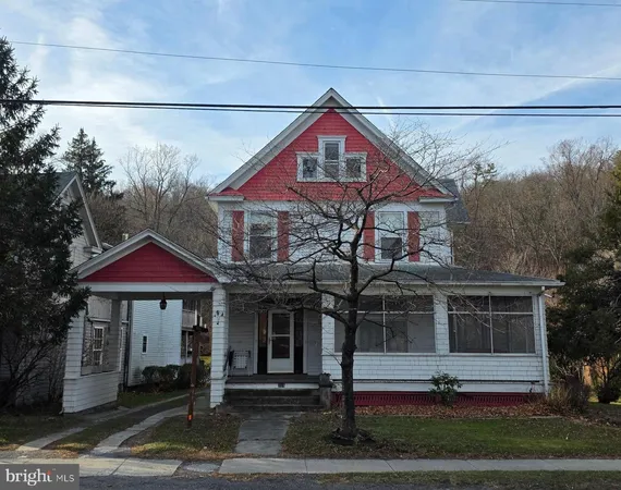 $249,900 | 318 South Washington Street, Berkeley Springs, WV 25411