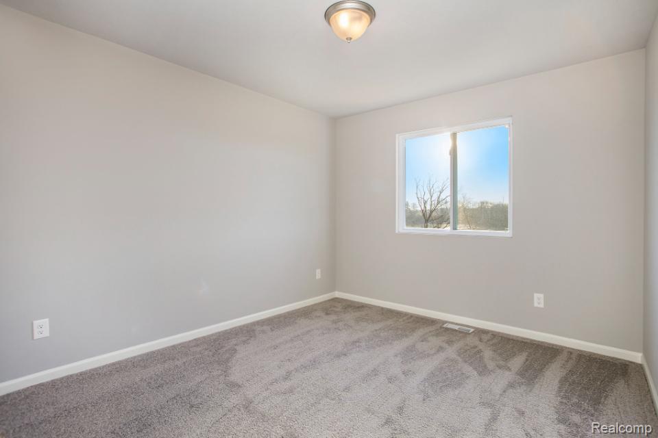 3172 Quail Ridge Court Clio, MI 48420 - Photo 15 of 29