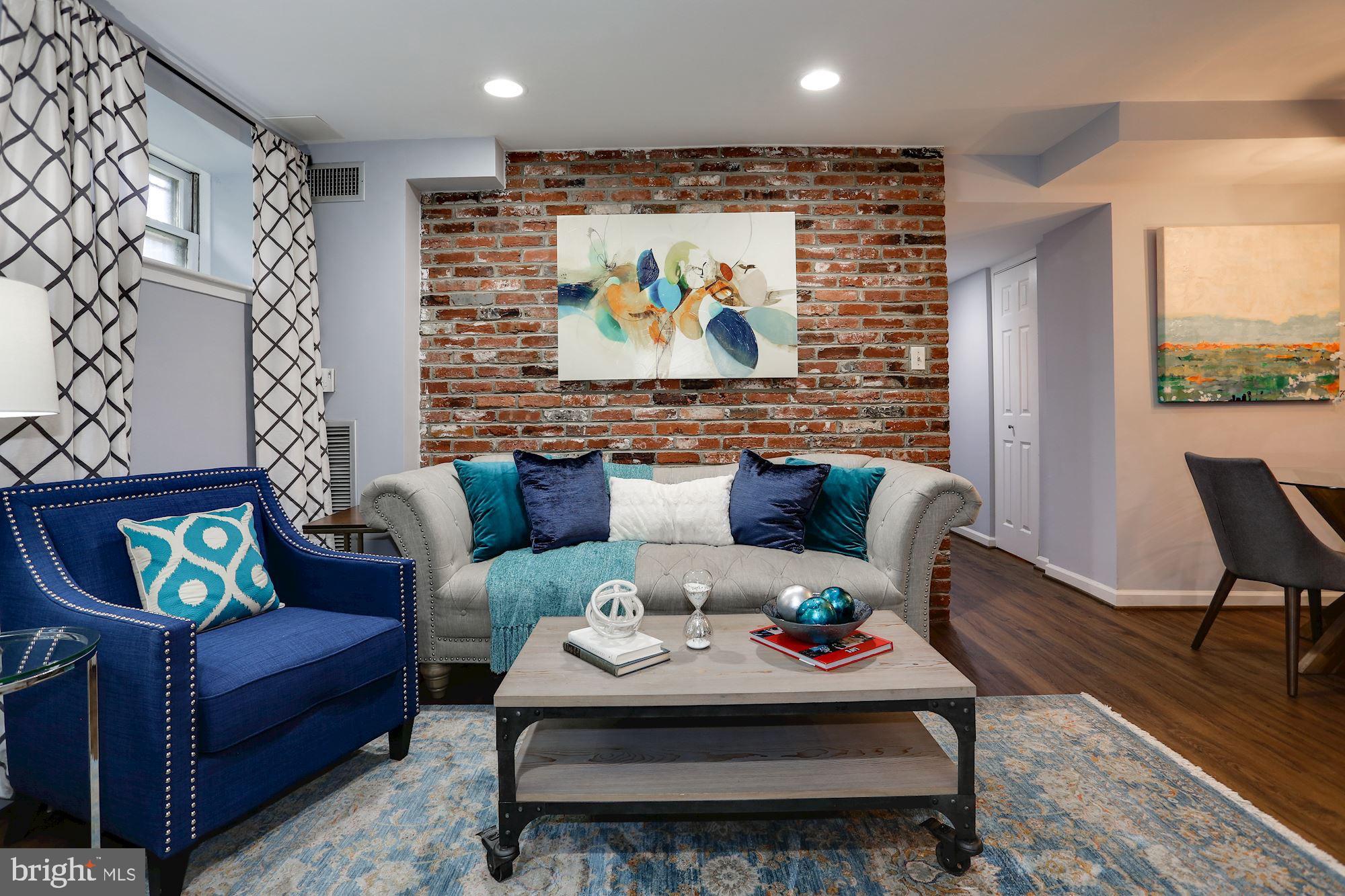 1718 Corcoran Street Northwest, Unit 5 Washington, DC 20009 - Photo 6 of 22 Living Room