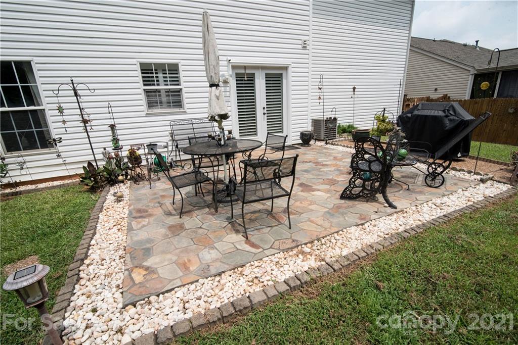 11427 Gold Pan Road Charlotte, NC 28215 - Photo 32 of 34 a view of a backyard with furniture