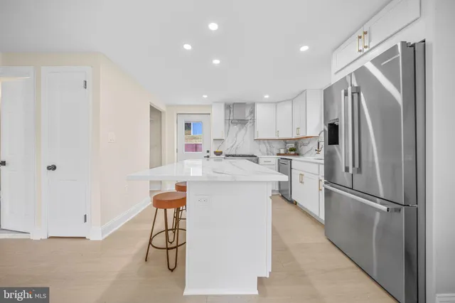 $1,150,000 | 1404 North Powhatan Street, Arlington, VA 22205