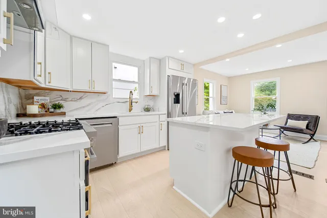 $1,150,000 | 1404 North Powhatan Street, Arlington, VA 22205