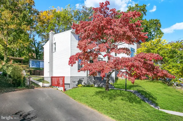 $1,150,000 | 1404 North Powhatan Street, Arlington, VA 22205