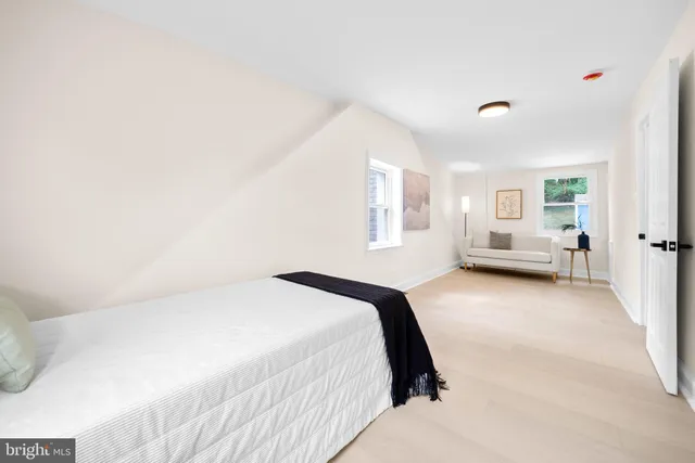 $1,150,000 | 1404 North Powhatan Street, Arlington, VA 22205