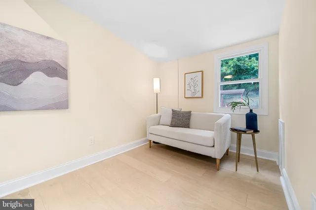 $1,150,000 | 1404 North Powhatan Street, Arlington, VA 22205