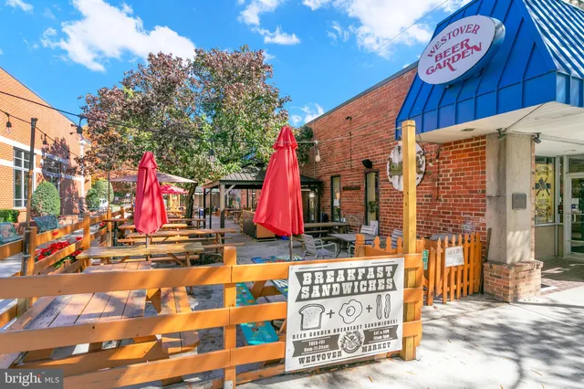 $1,150,000 | 1404 North Powhatan Street, Arlington, VA 22205