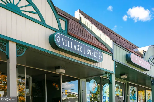 $1,150,000 | 1404 North Powhatan Street, Arlington, VA 22205