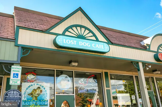 $1,150,000 | 1404 North Powhatan Street, Arlington, VA 22205