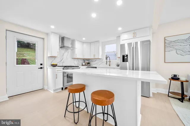 $1,150,000 | 1404 North Powhatan Street, Arlington, VA 22205