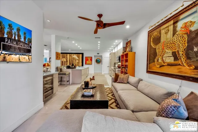 $9,500 | 605 East Sierra Way, Palm Springs, CA 92264