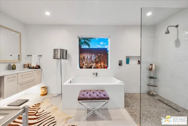 $9,500 | 605 East Sierra Way, Palm Springs, CA 92264