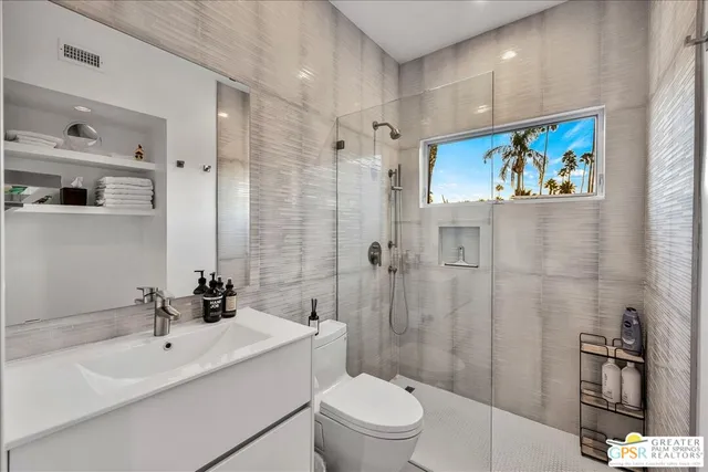 $9,500 | 605 East Sierra Way, Palm Springs, CA 92264