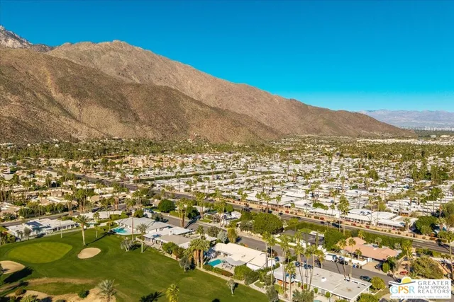a view of outdoor space