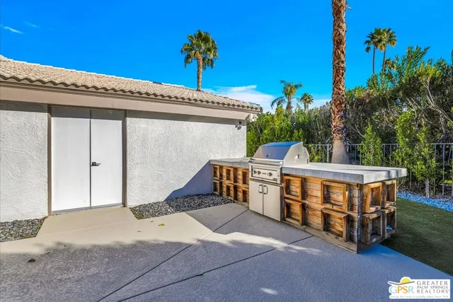 $9,500 | 605 East Sierra Way, Palm Springs, CA 92264