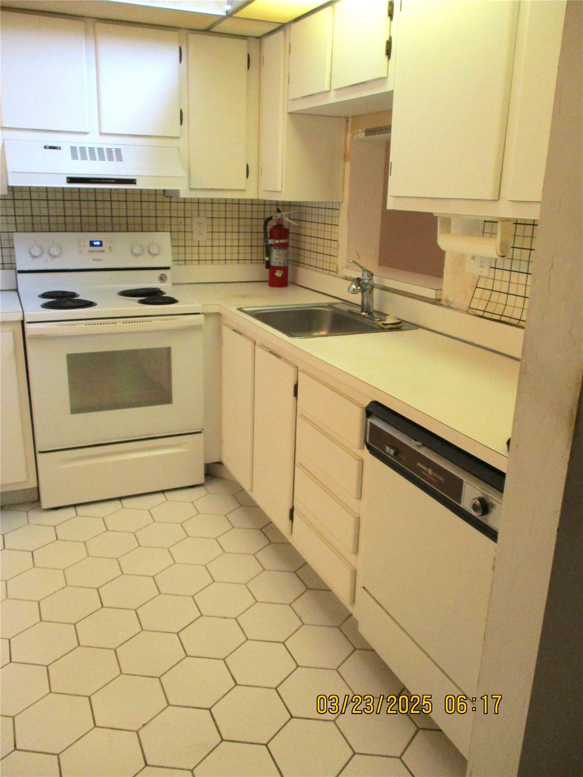 7850 West McNab Road, Unit 204 Tamarac, FL 33321 - Photo 4 of 26 Photo 4