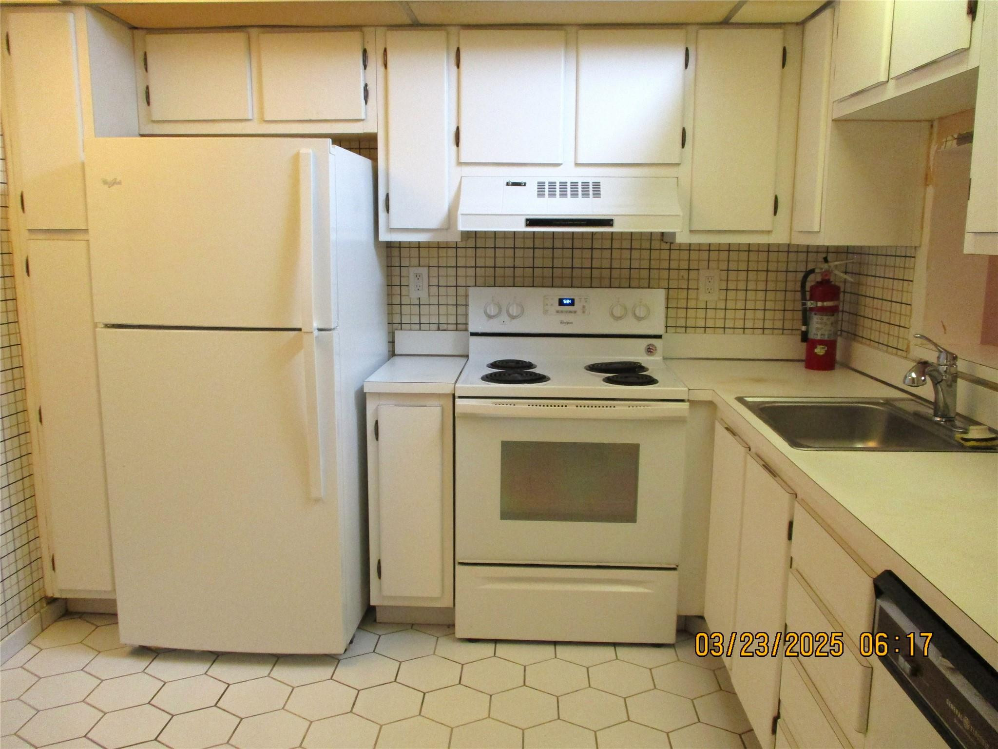 7850 West McNab Road, Unit 204 Tamarac, FL 33321 - Photo 5 of 26 Photo 5