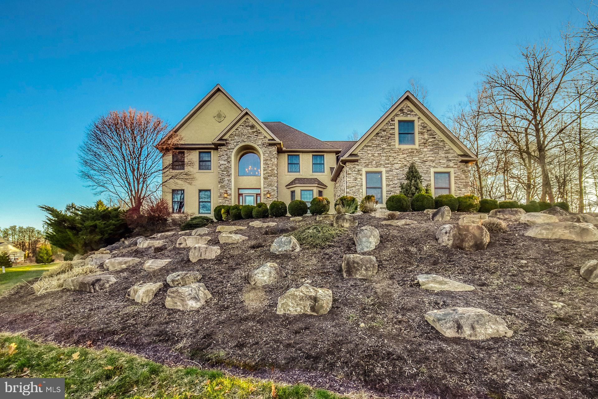 2077 Kally Ridge Road Hellertown, PA 18055 - Photo 1 of 38 Gallery Image 1