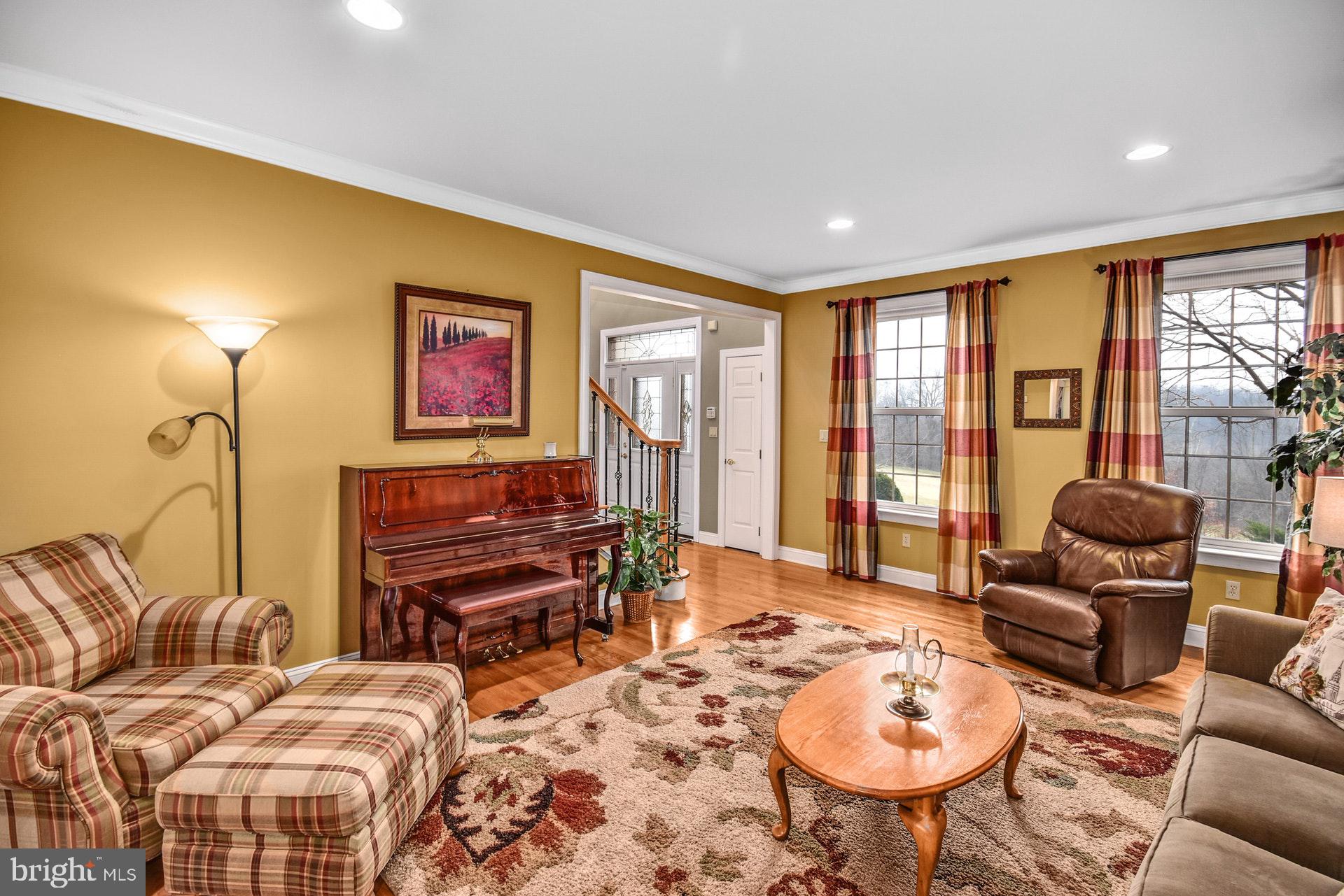 2077 Kally Ridge Road Hellertown, PA 18055 - Photo 6 of 38 Gallery Image 6