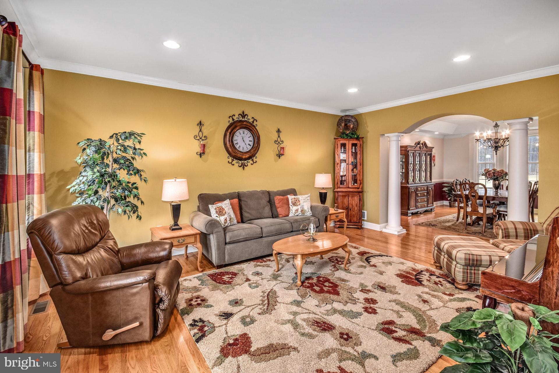 2077 Kally Ridge Road Hellertown, PA 18055 - Photo 7 of 38 Gallery Image 7