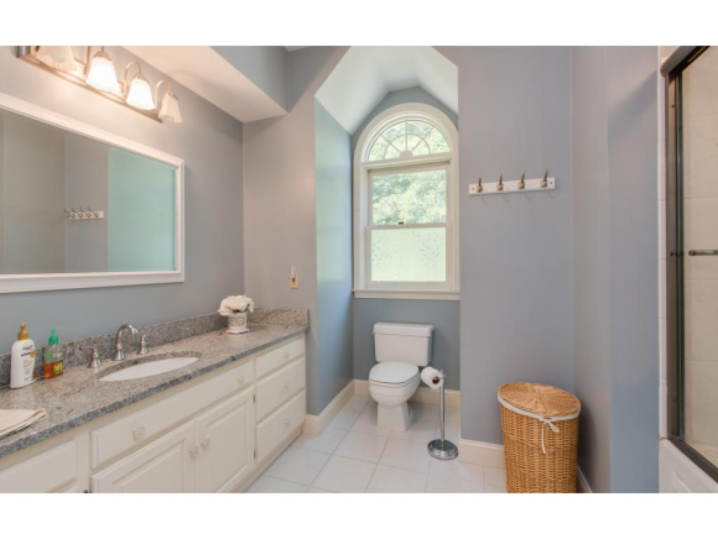 16 North Shore Road Windham, NH 03087 - Photo 19 of 31