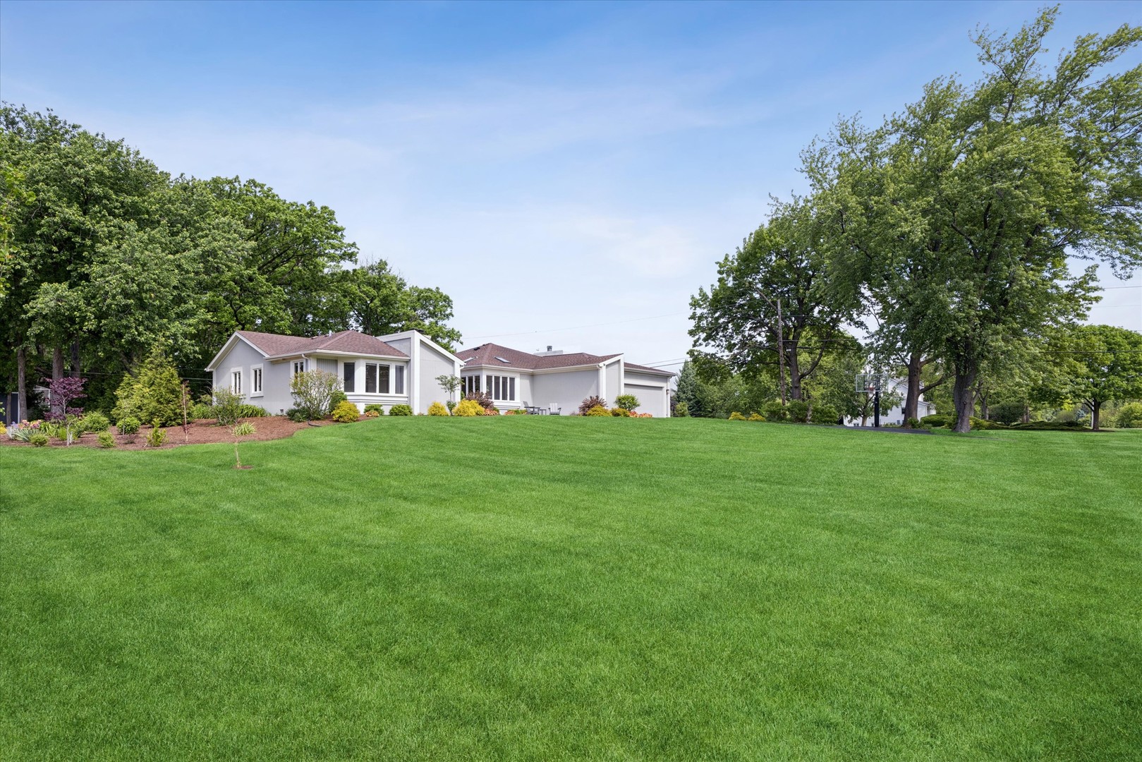 8S208 Indiana Avenue Naperville, IL 60540 - Photo 3 of 26