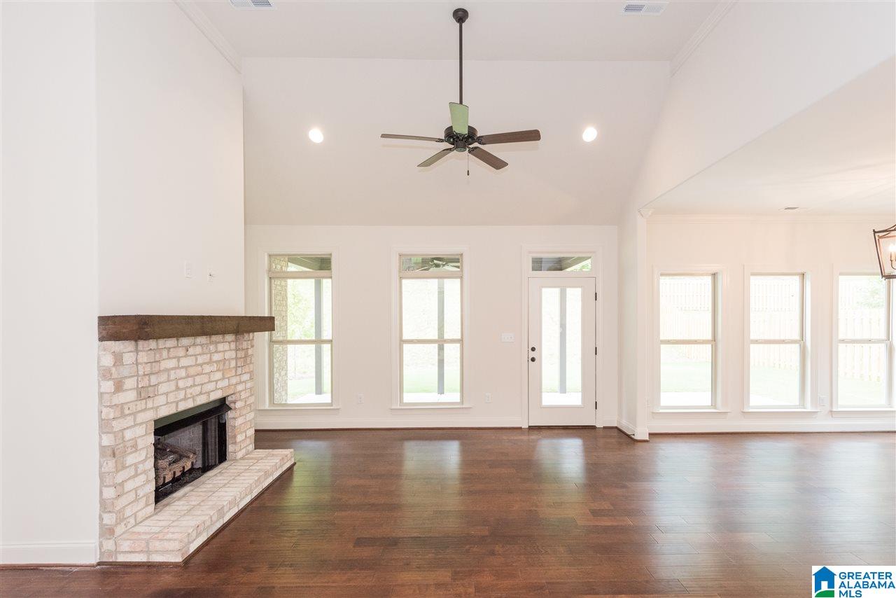 444 Ballantrae Road Pelham, AL 35124 - Photo 11 of 45