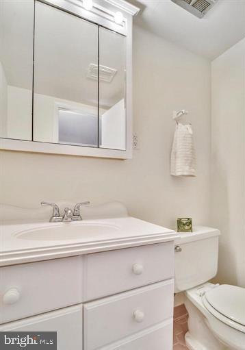 11612 Vantage Hill Road, Unit 12B Reston, VA 20190 - Photo 10 of 14 Gallery Image 10