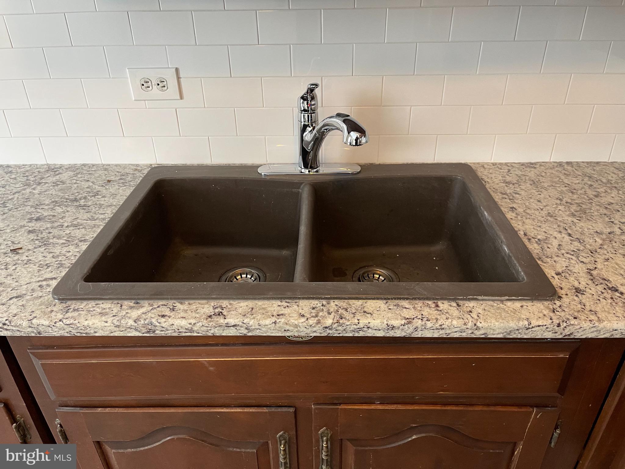 135 Garrett Road Newark, DE 19713 - Photo 13 of 32