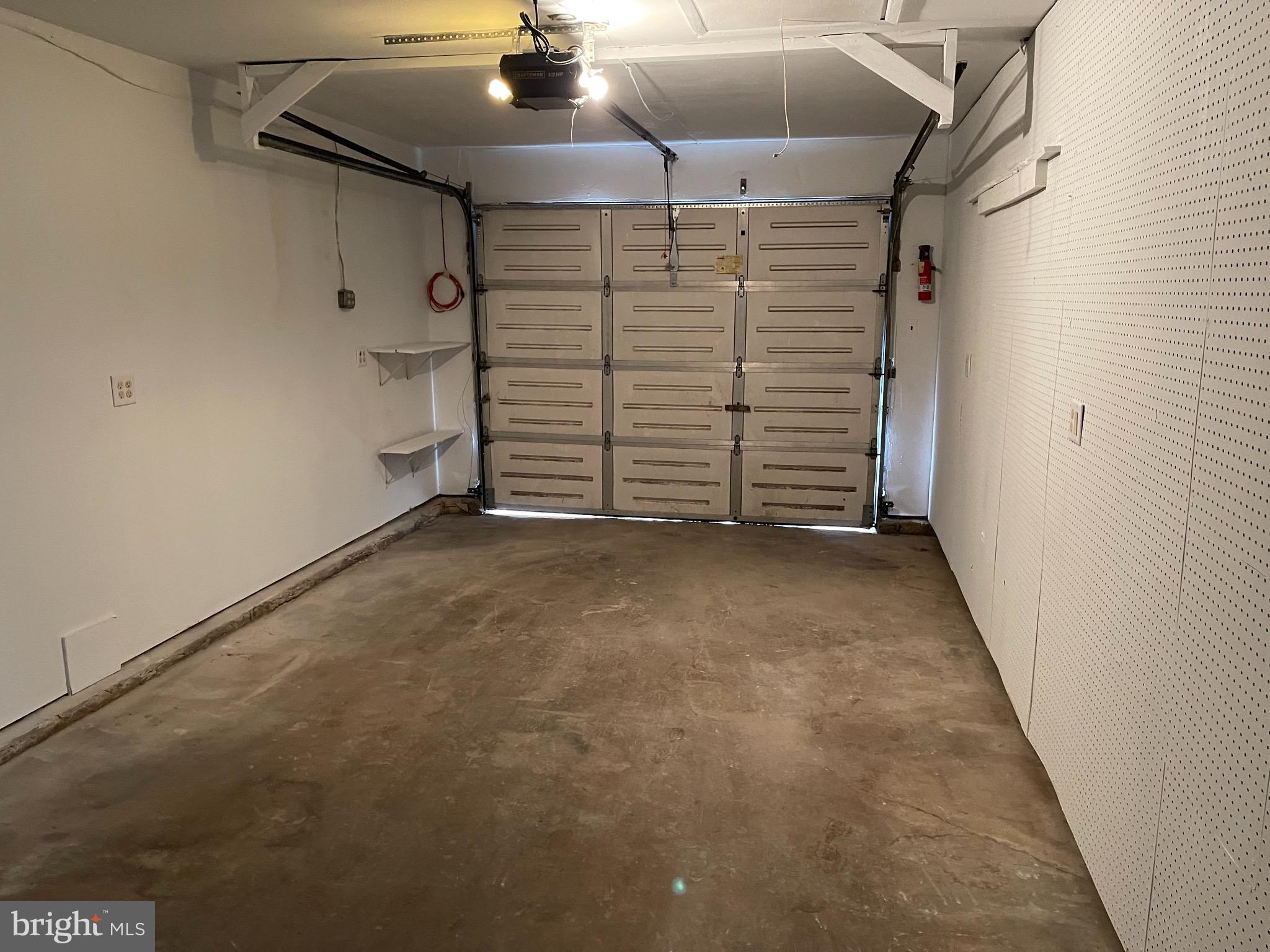 135 Garrett Road Newark, DE 19713 - Photo 29 of 32 a view of room