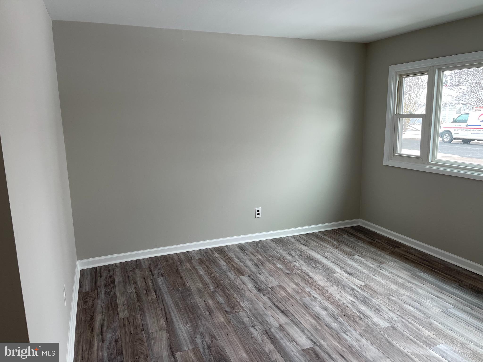 135 Garrett Road Newark, DE 19713 - Photo 5 of 32 a view of an empty room and window