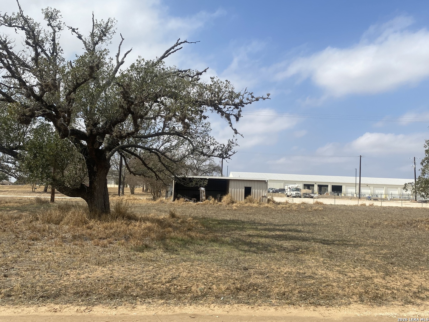 1790 West Goodwin Street Pleasanton, TX 78064 - Photo 8 of 12