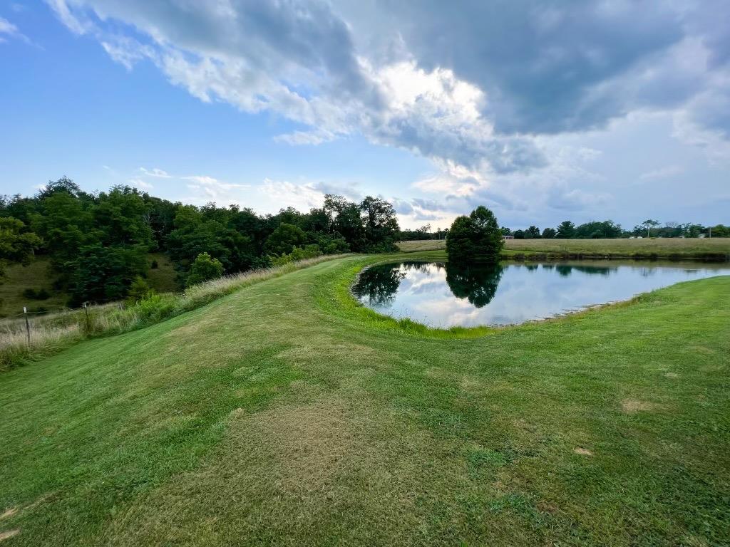 10899 County Farm Road Aurora, IN 47001 - Photo 14 of 35