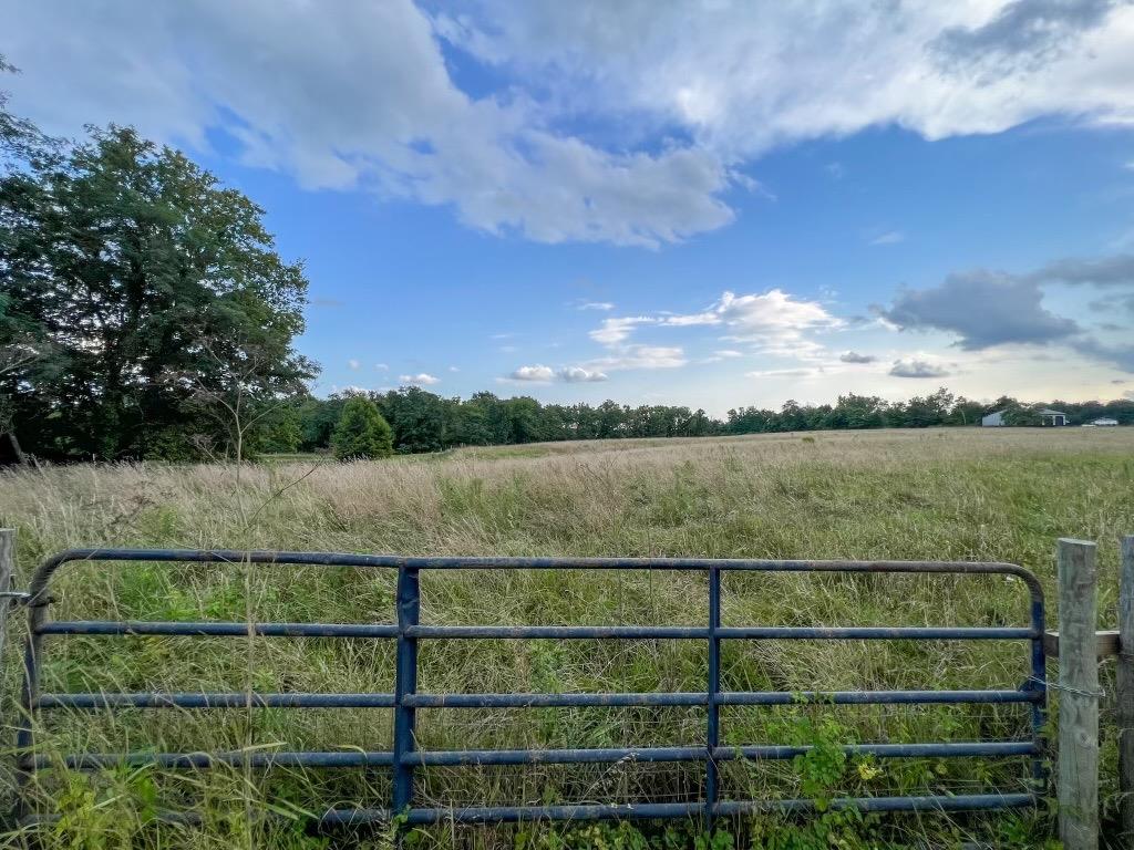 10899 County Farm Road Aurora, IN 47001 - Photo 17 of 35