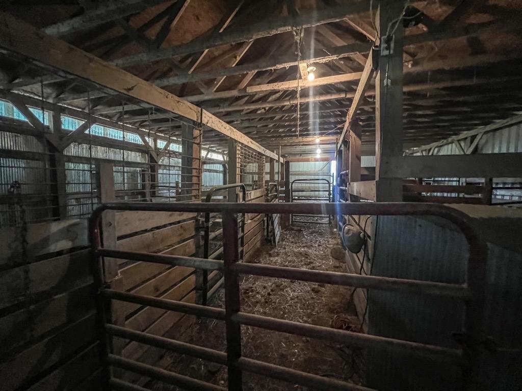 10899 County Farm Road Aurora, IN 47001 - Photo 18 of 35
