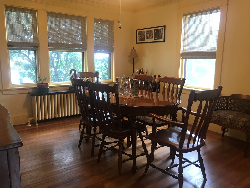 239 West Main Road Middletown, RI 02842 - Photo 16 of 50