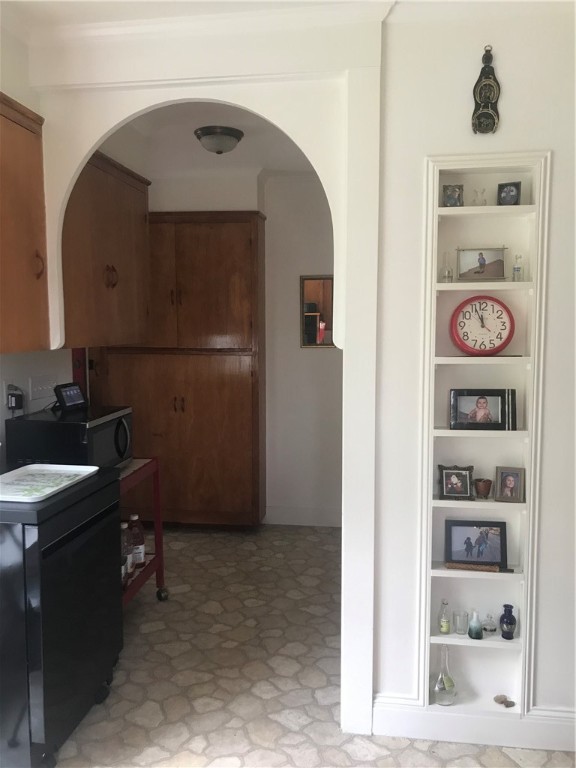 239 West Main Road Middletown, RI 02842 - Photo 20 of 50