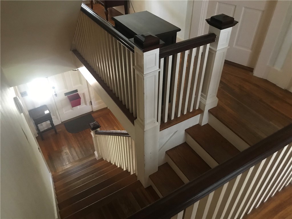 239 West Main Road Middletown, RI 02842 - Photo 25 of 50