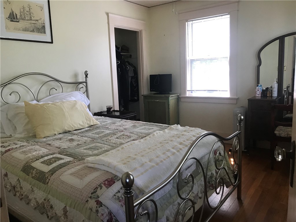 239 West Main Road Middletown, RI 02842 - Photo 32 of 50